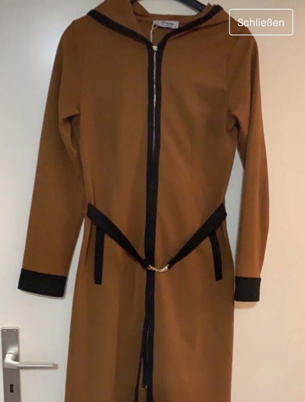 orange Jacke