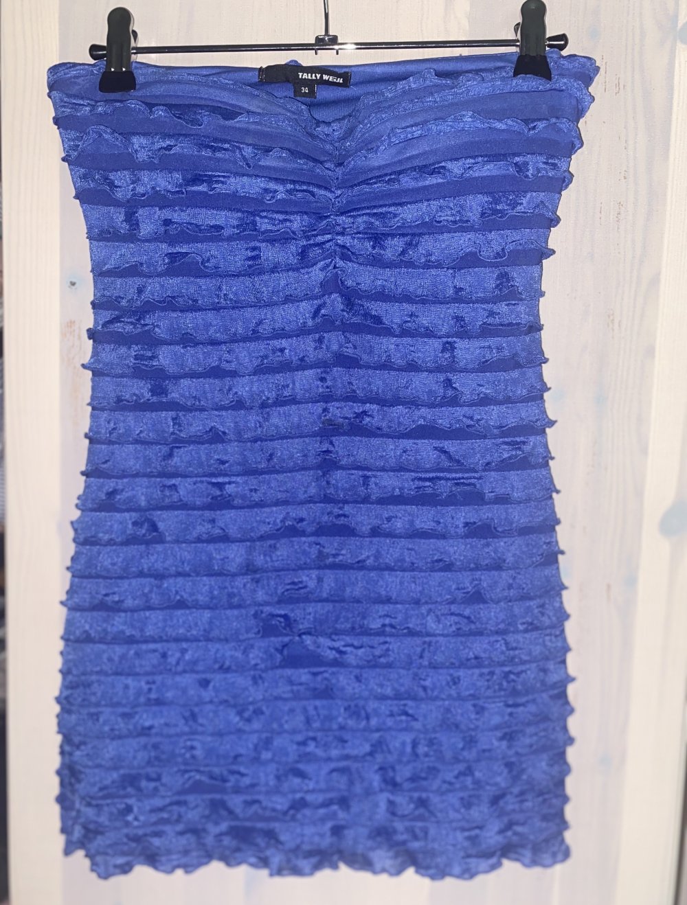 Trägerloses Top in Blau