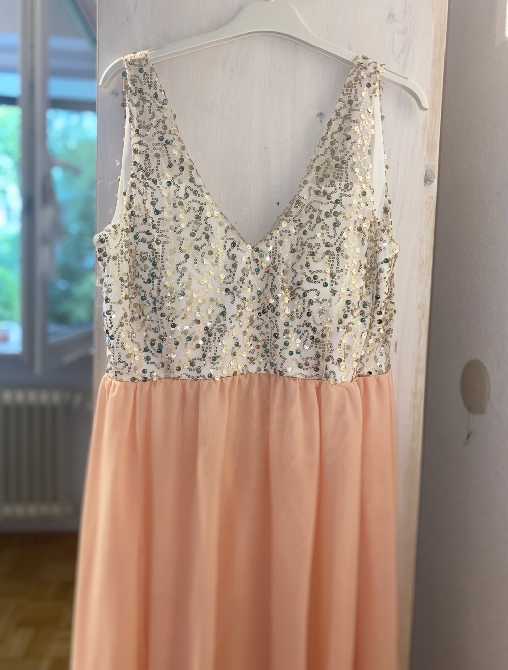 Pailletten Kleid in Apricot