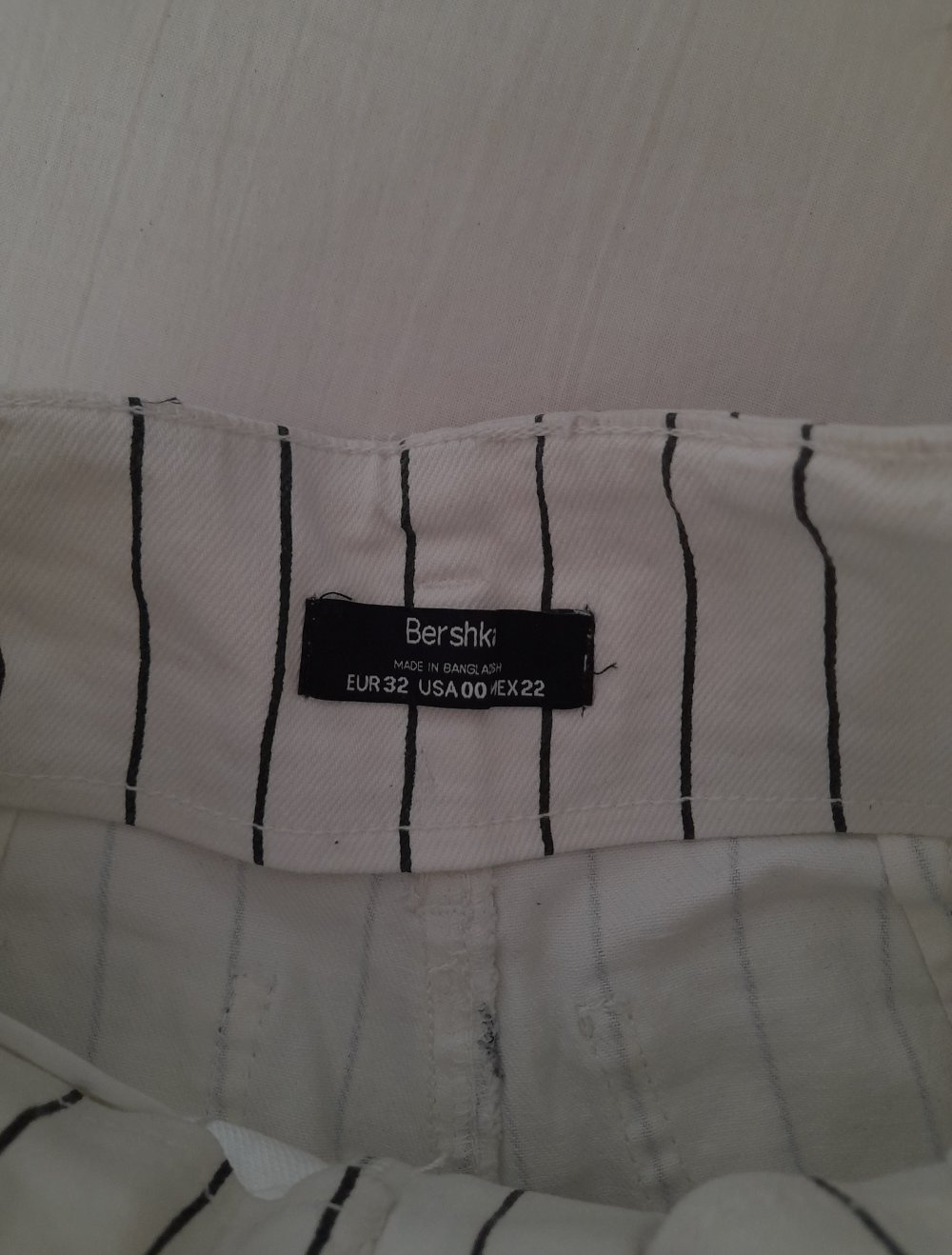 Kurze Hose Bershka 32/XS