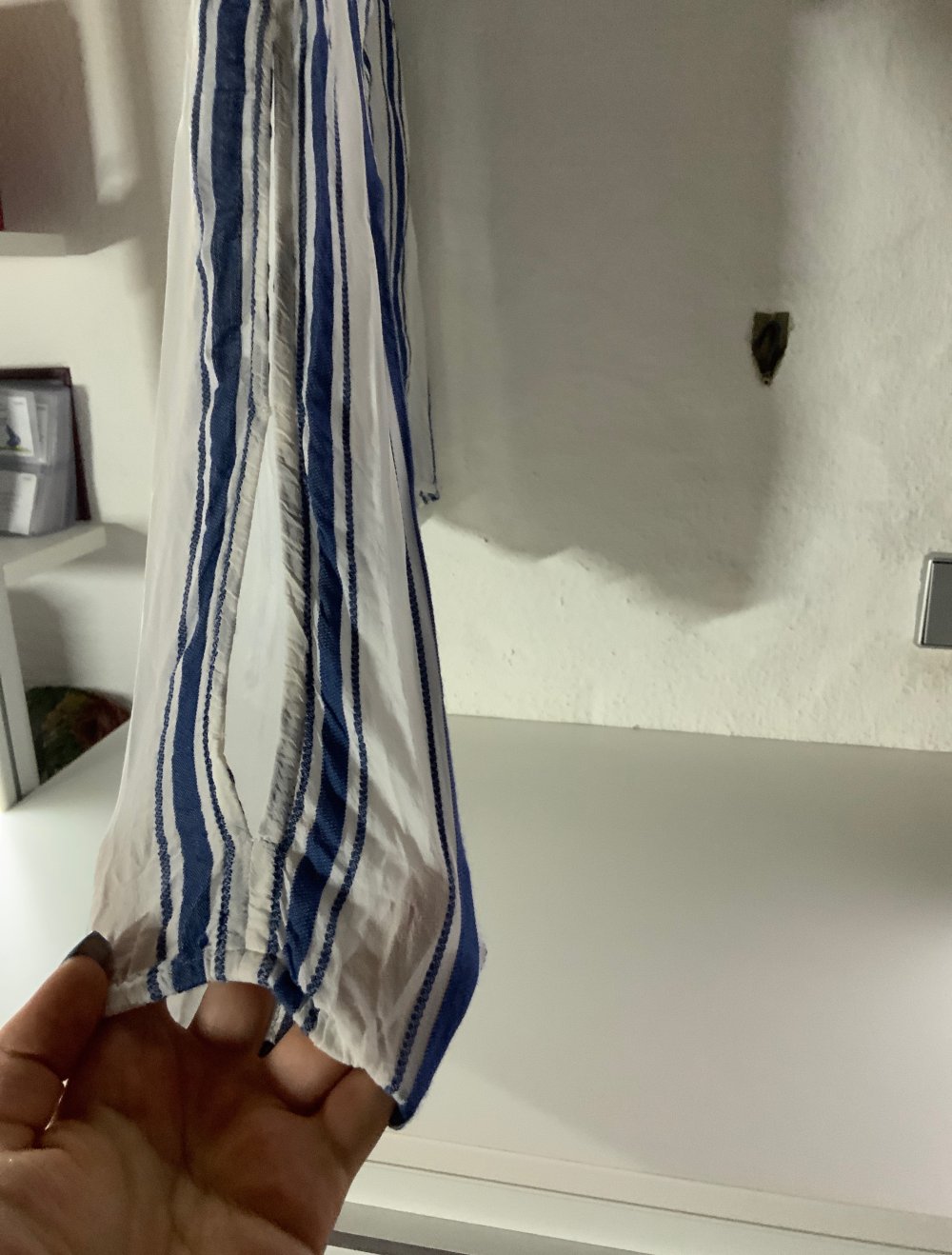 Blau weiß gestreifte Bluse