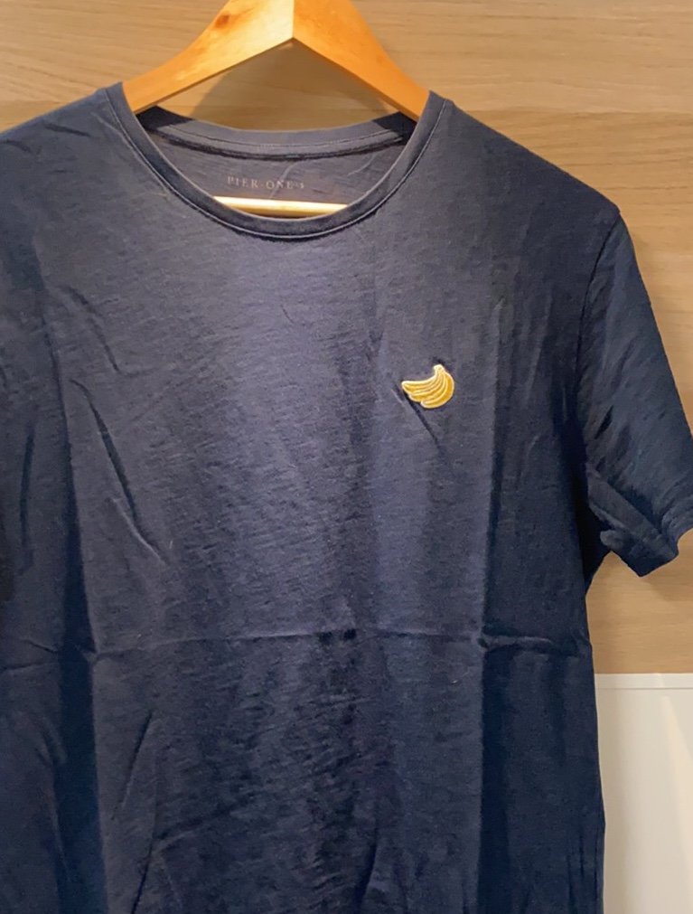 PIER ONE T-SHIRT