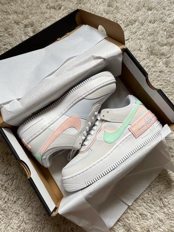 Air Force 1 Shadow