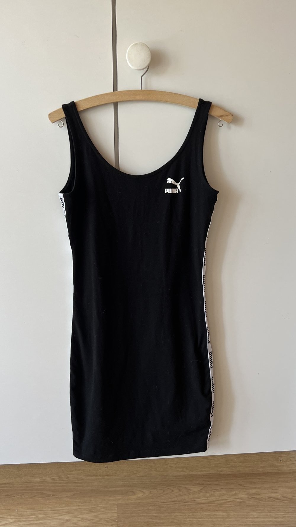 Schwarzes Puma Kleid