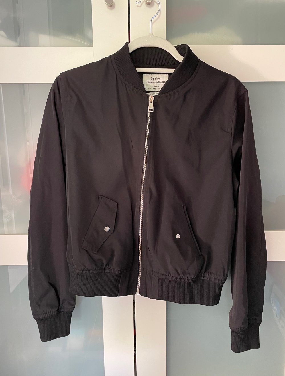 Bomberjacke schwarz Bershka