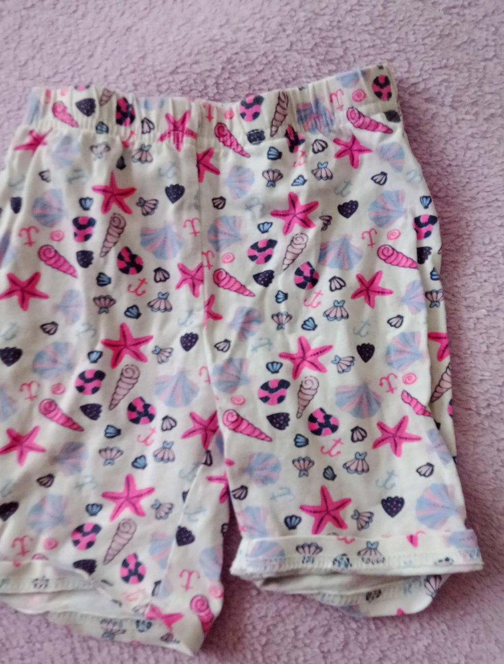 **süße kurze Hose für Mädchen**