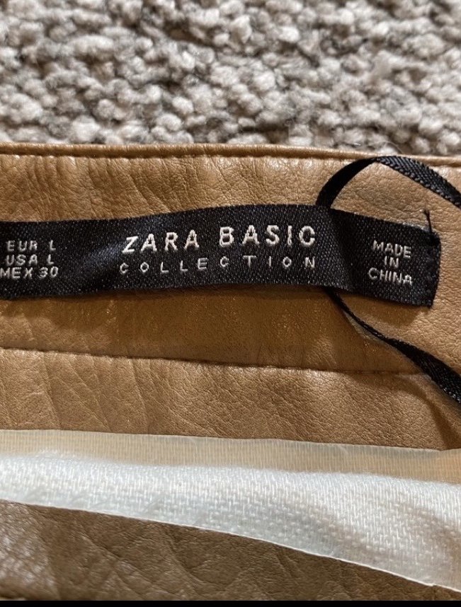 Zara Lederrock Beige