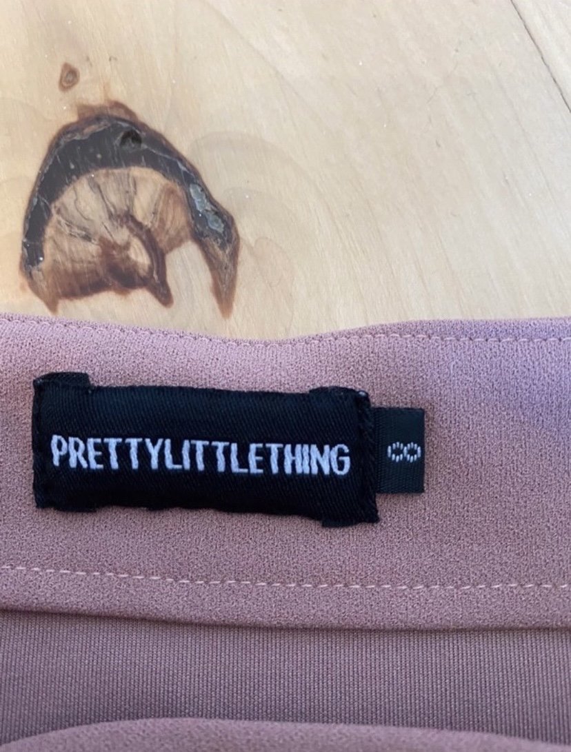 Prettylittlething Rock Rosa