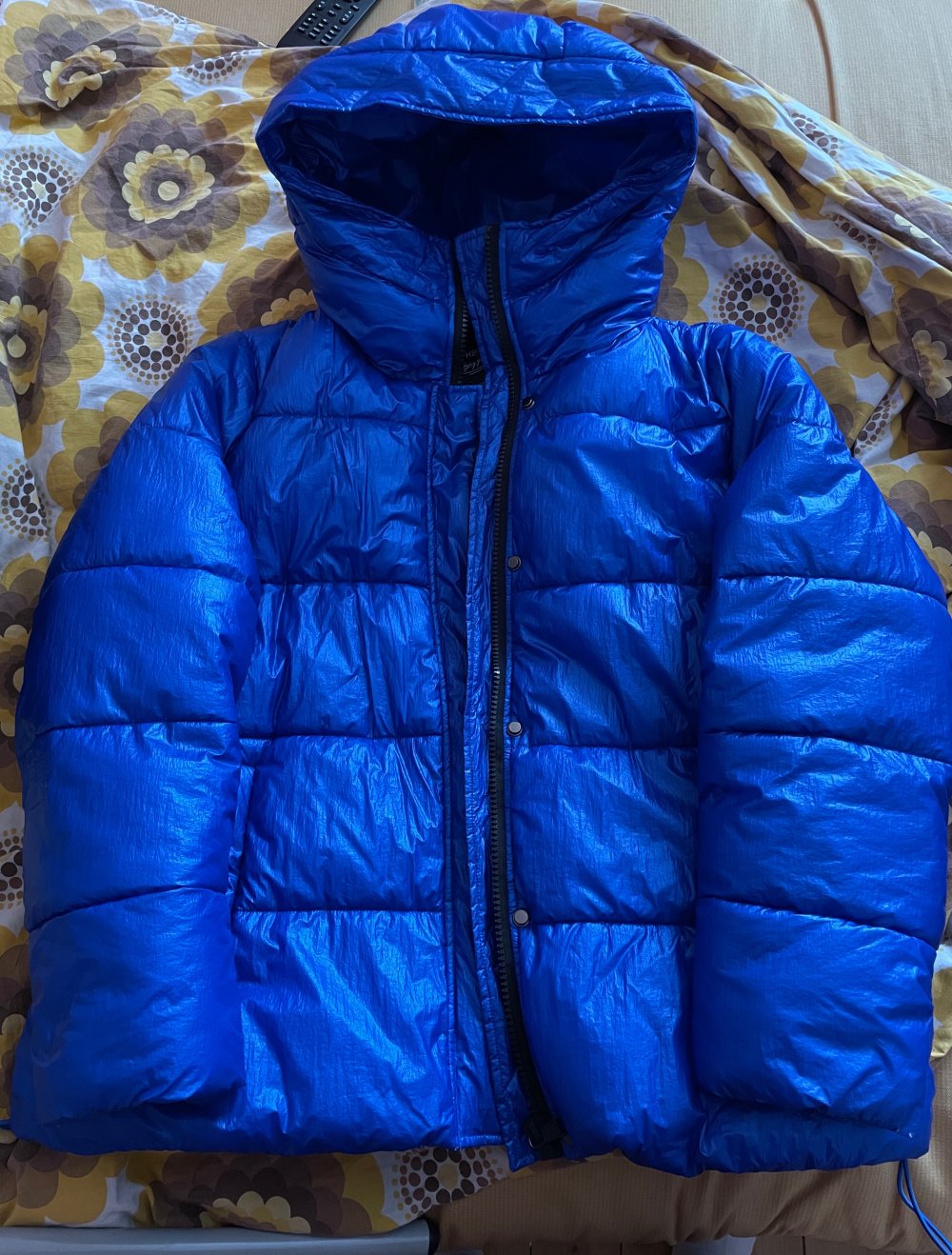 Blaue Winterjacke
