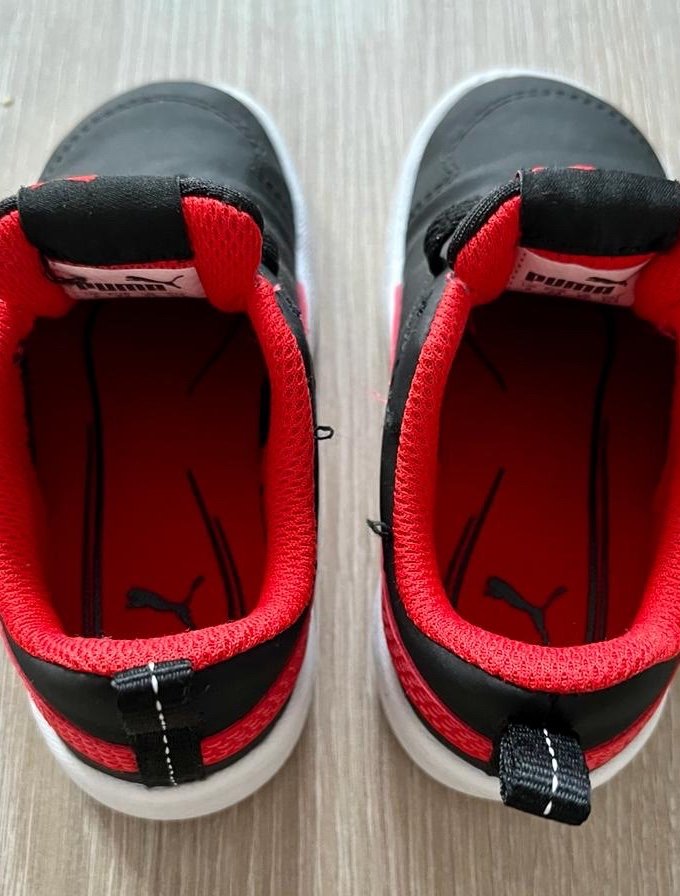 Puma Schuhe