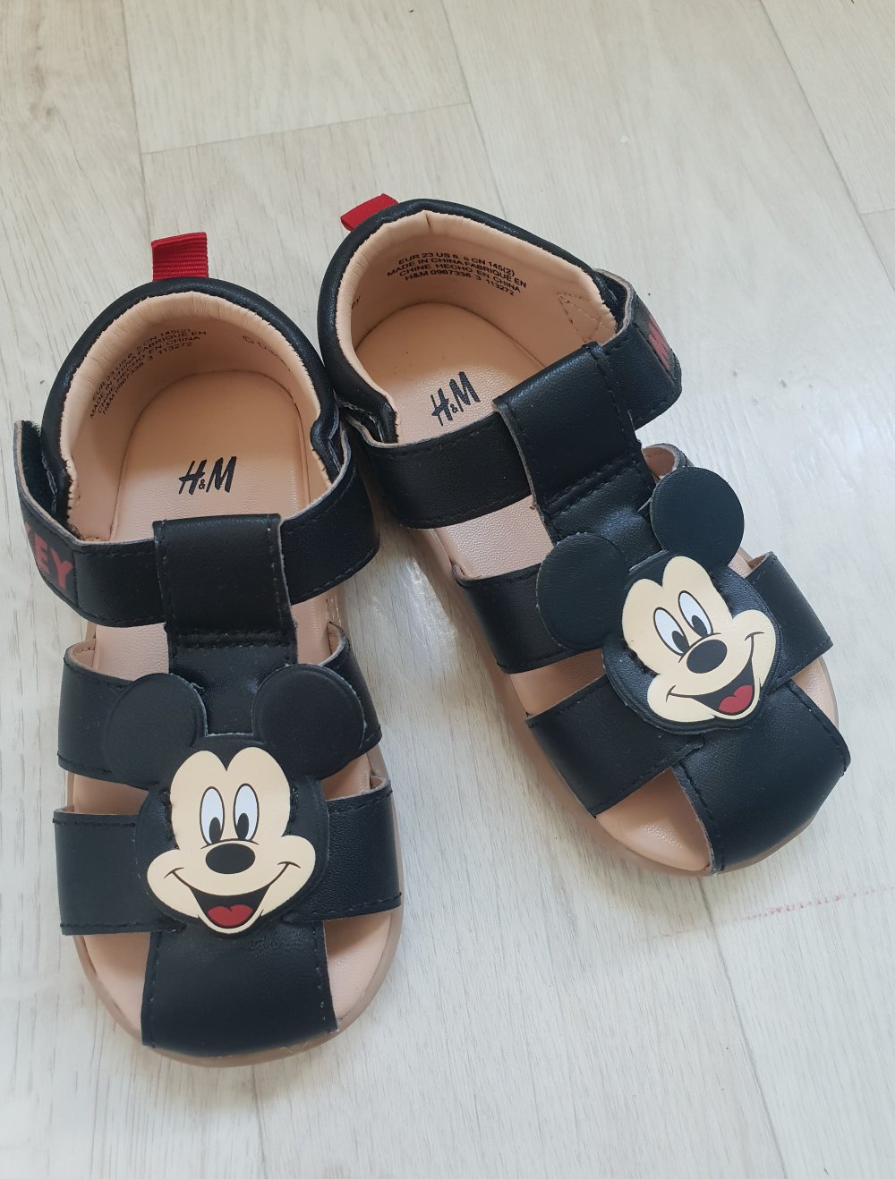 H&M Mickey Mouse Sandalen gr 23