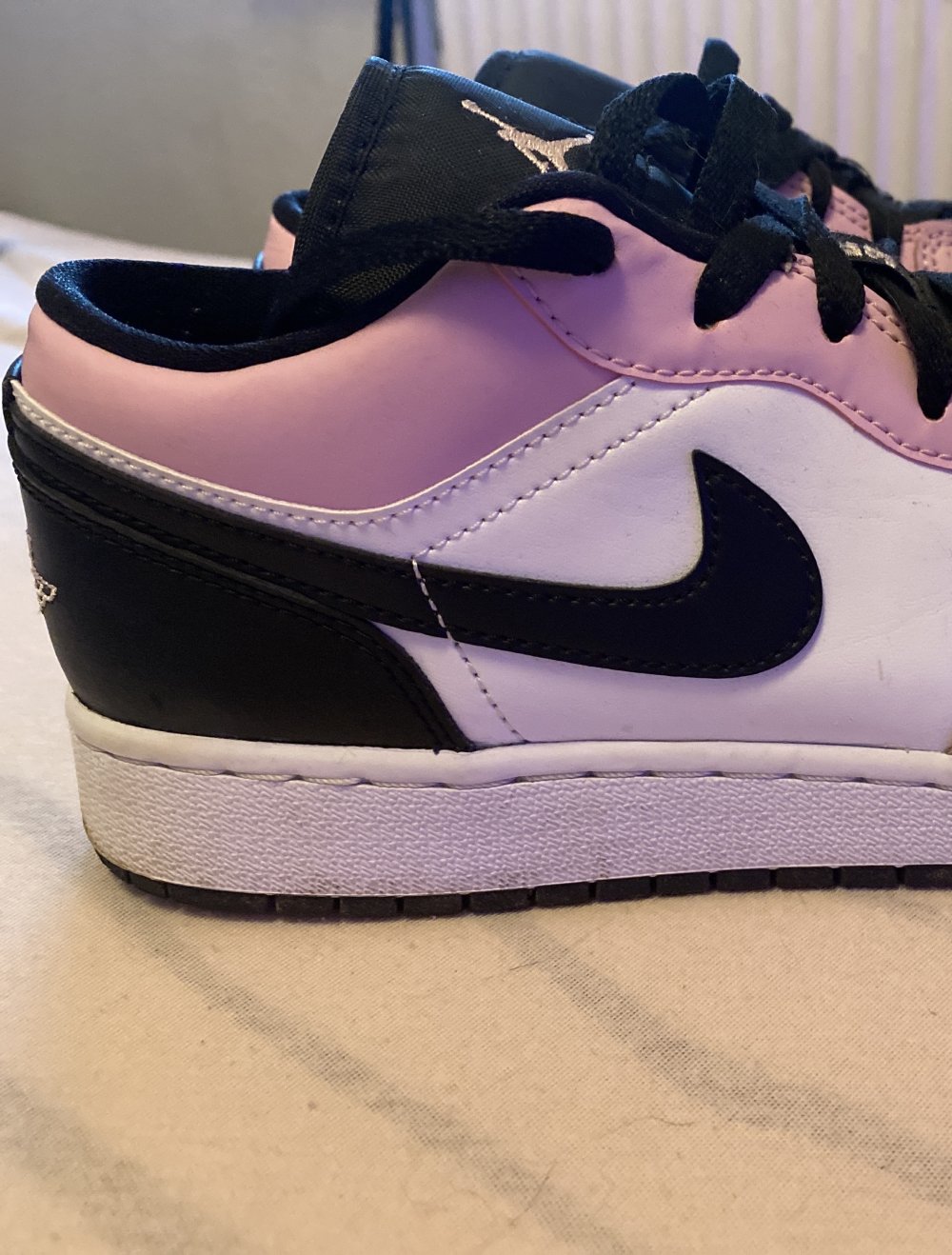Air Jordan 1 Low Violet Shock white black