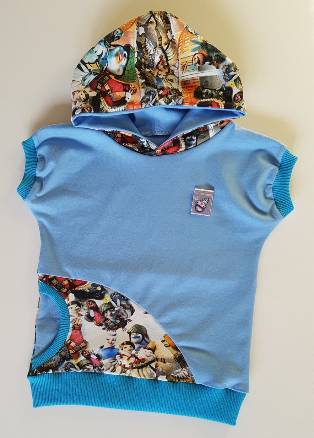 Handmade T-Shirt kurzarm mit Kapuze Gr. 92-98