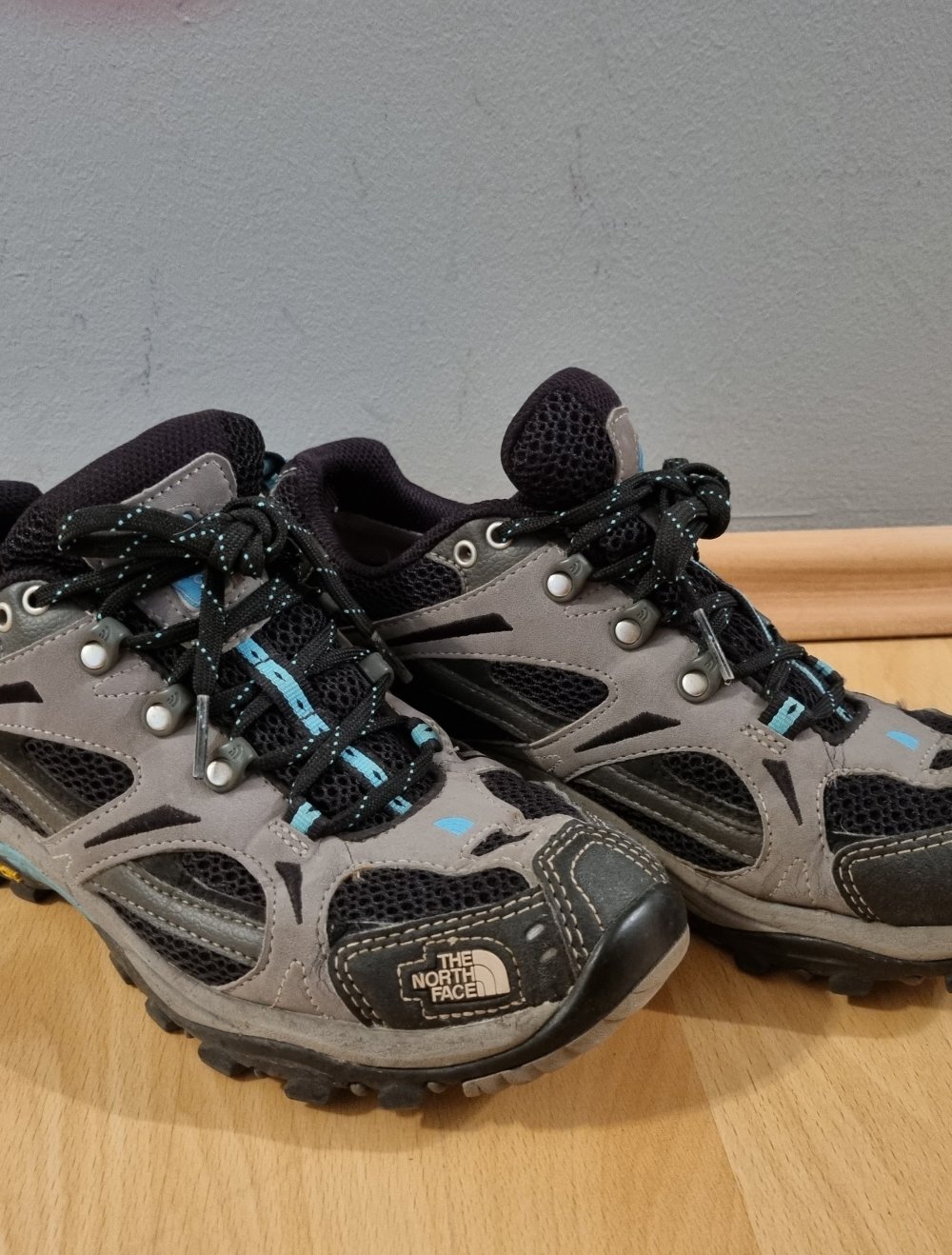 THE NORTH FACE Trekking-/Outdoor-Schuhe Gr.39 grau GORETEX® VIBRAM®