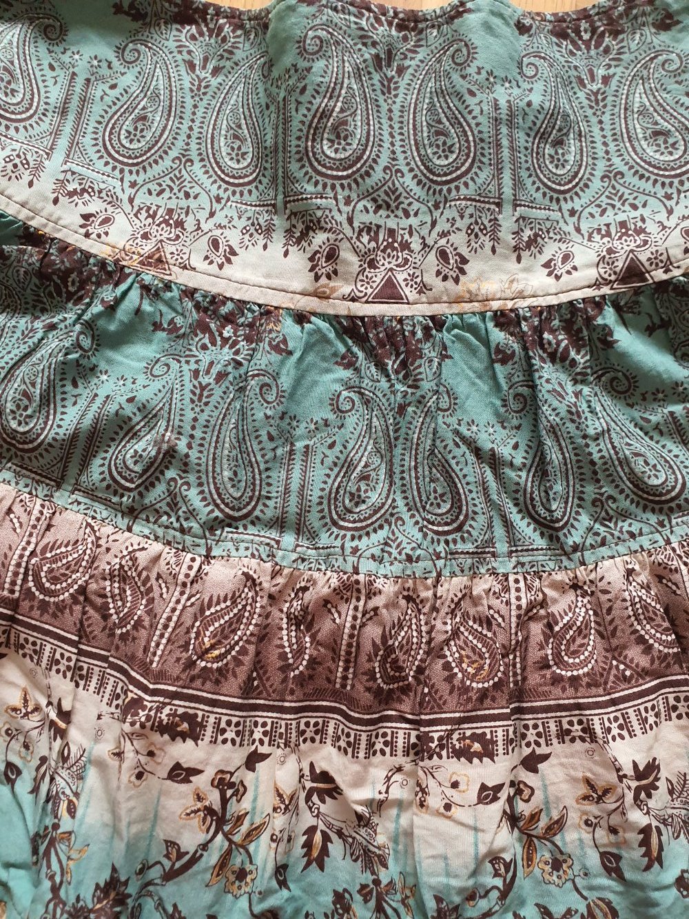 Knielanger Rock orientalisches Blumenmuster blau braun