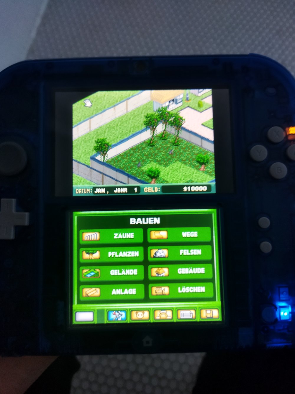 Nintendo DS mit einem Spiel