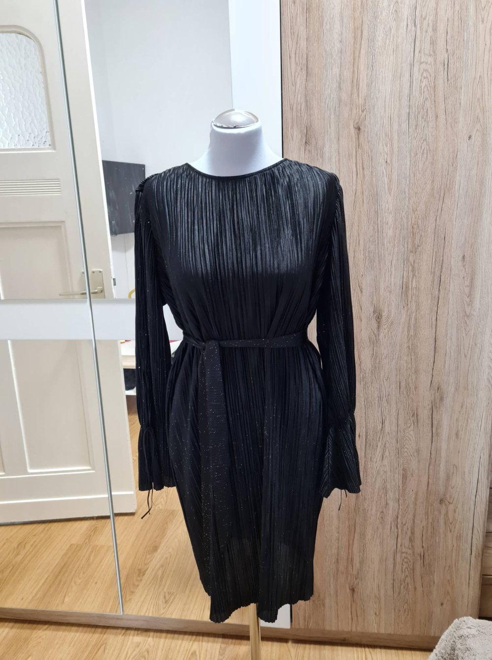 Noisy May Glitzer Kleid Größe M/L