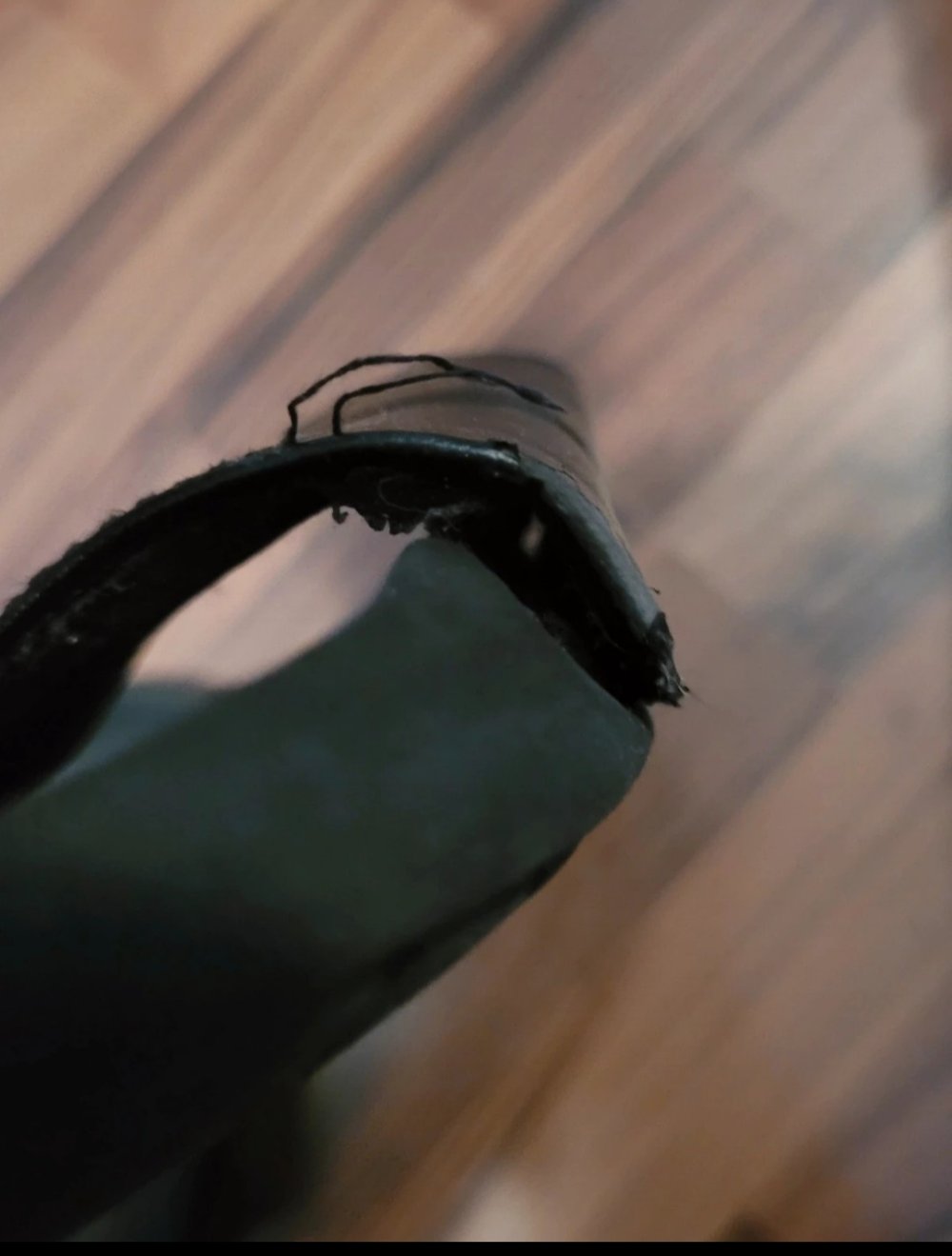 Schwarze schlappen