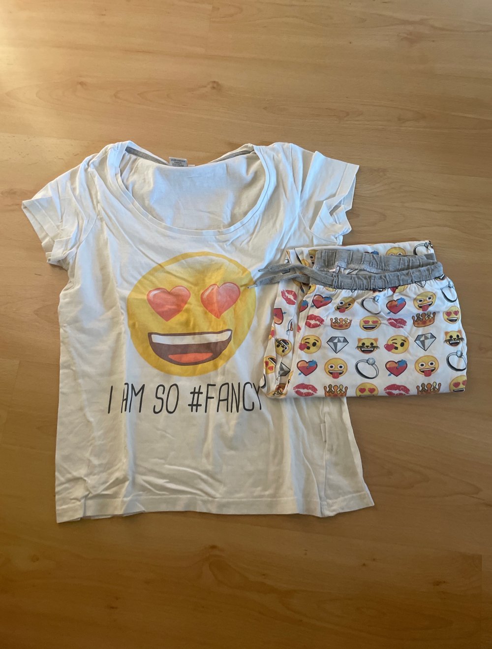 Emoji Schlafanzug