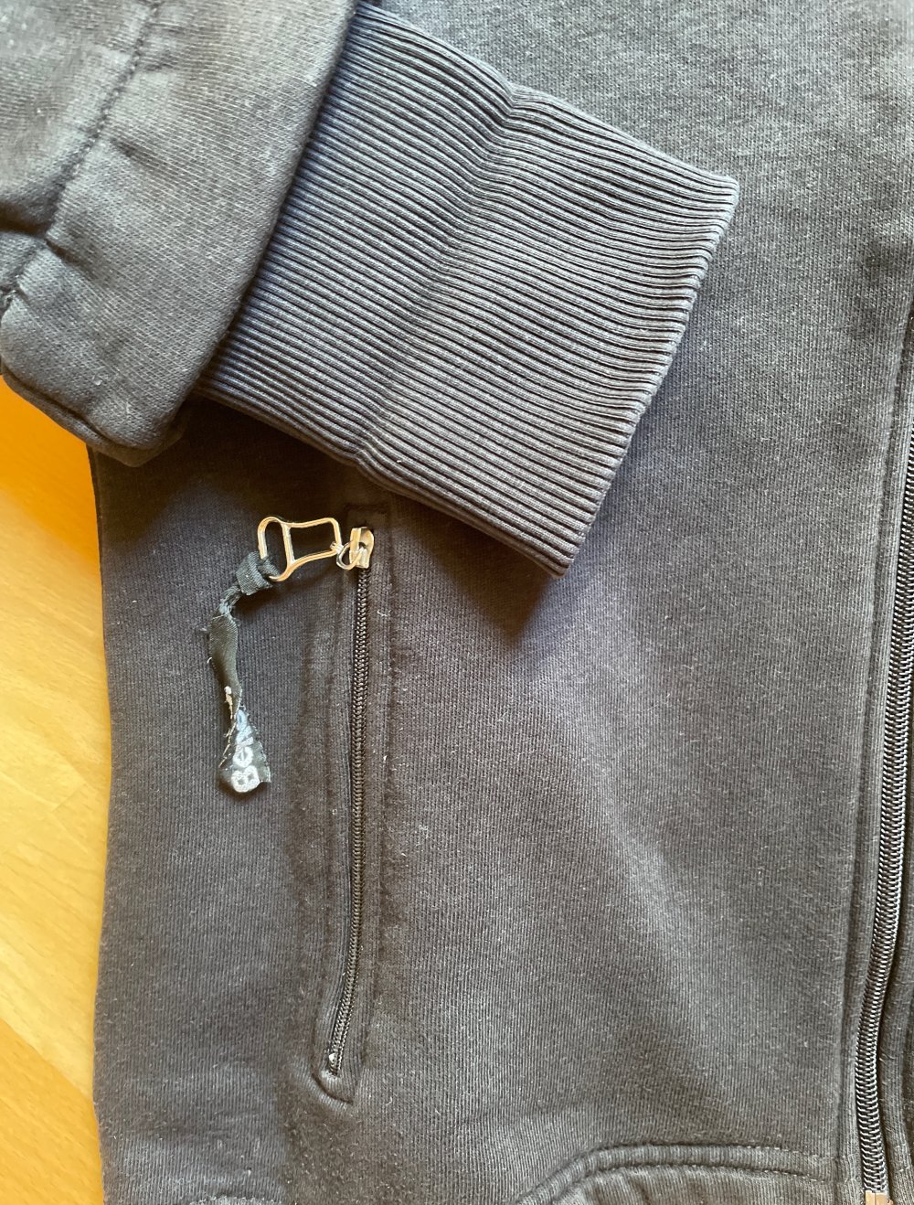 bench. Jacke