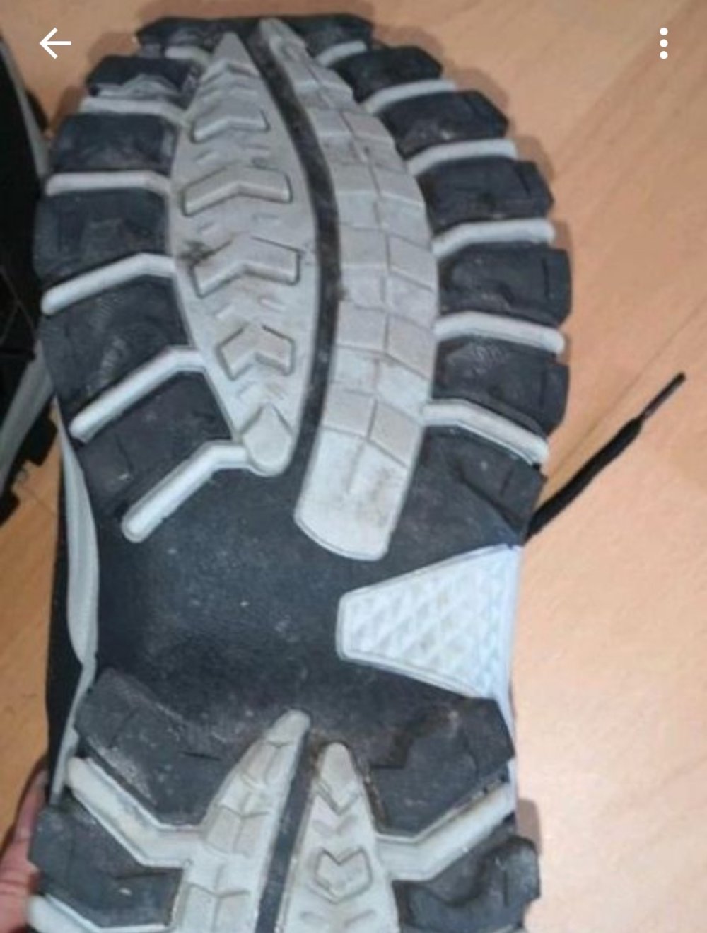Turnschuhe Gr. 39