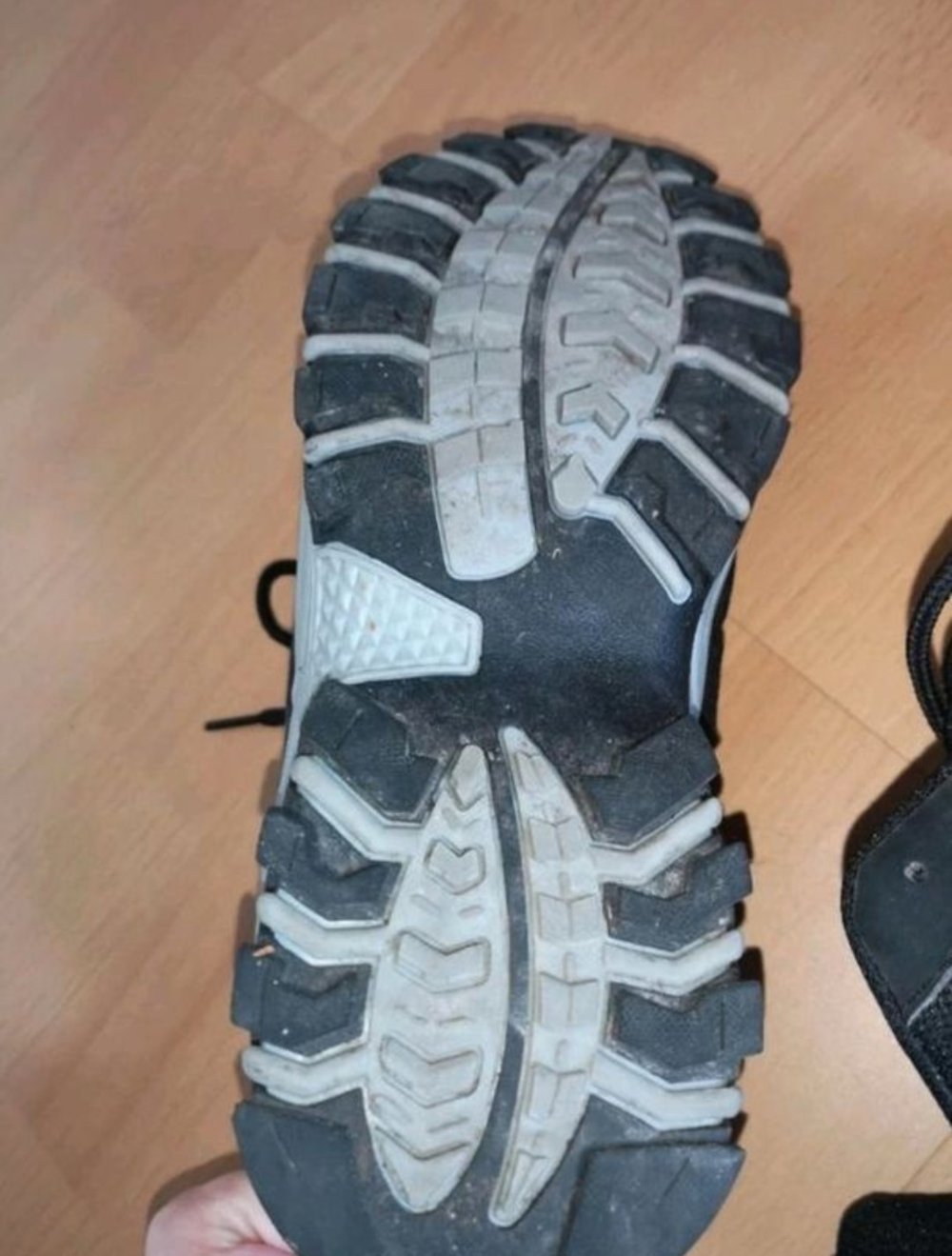 Turnschuhe Gr. 39
