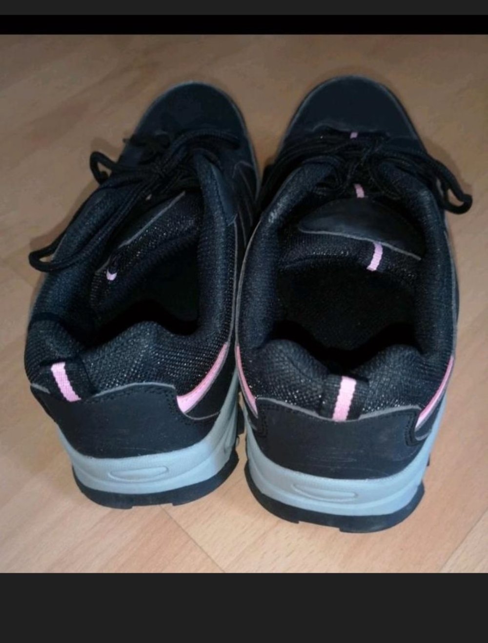 Turnschuhe Gr. 39