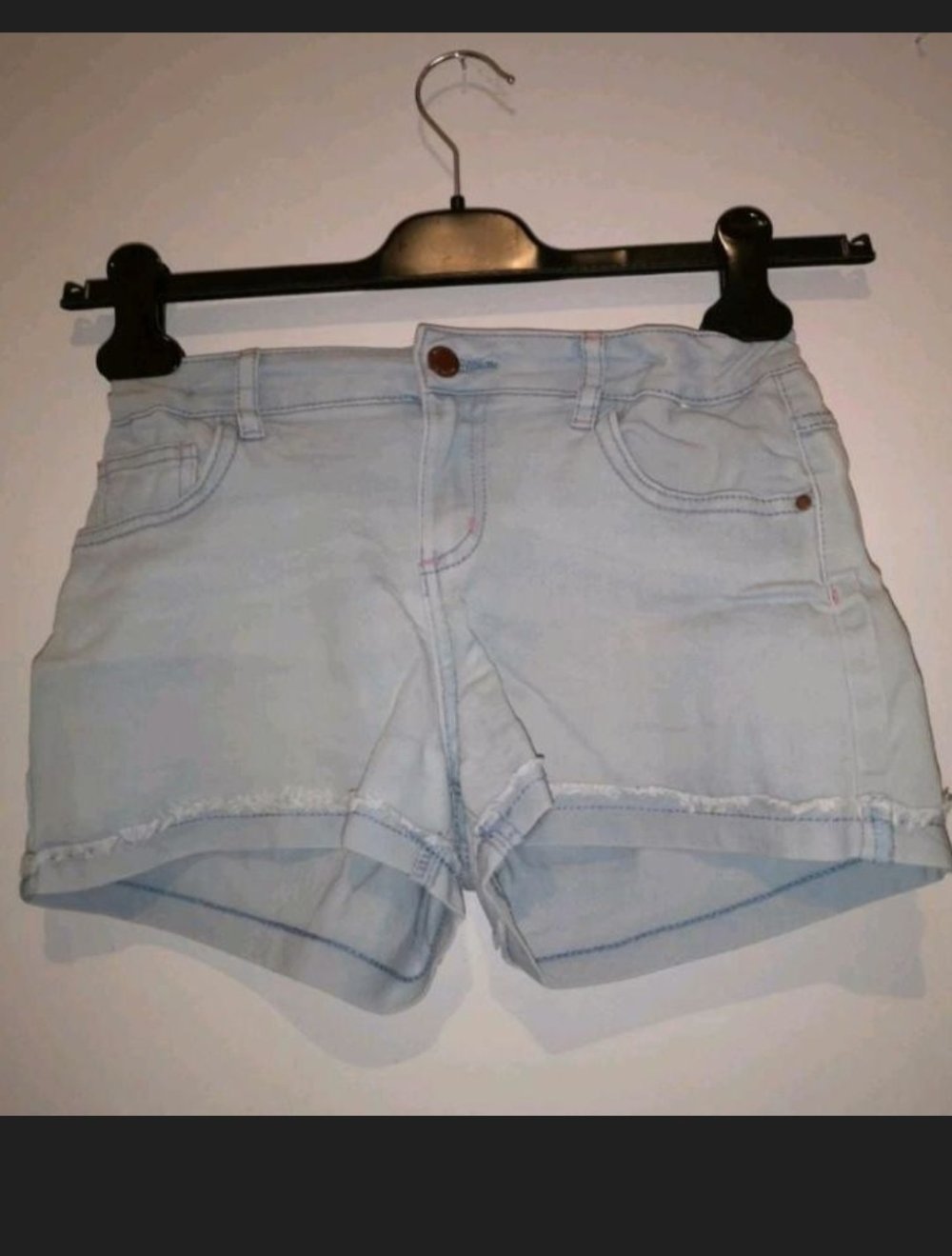 Kurze Hose Gr. 146