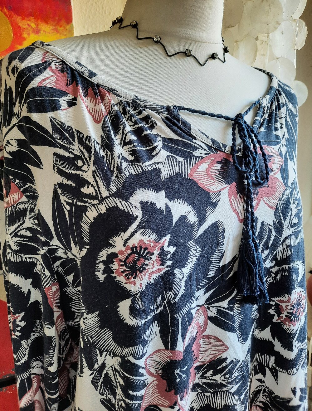 tolle Tunika Langarm • Laura Torelli • schicker Floralprint • dunkelblau weiß altrosa • 97% Viskose 3% Elasthan •: 40/M