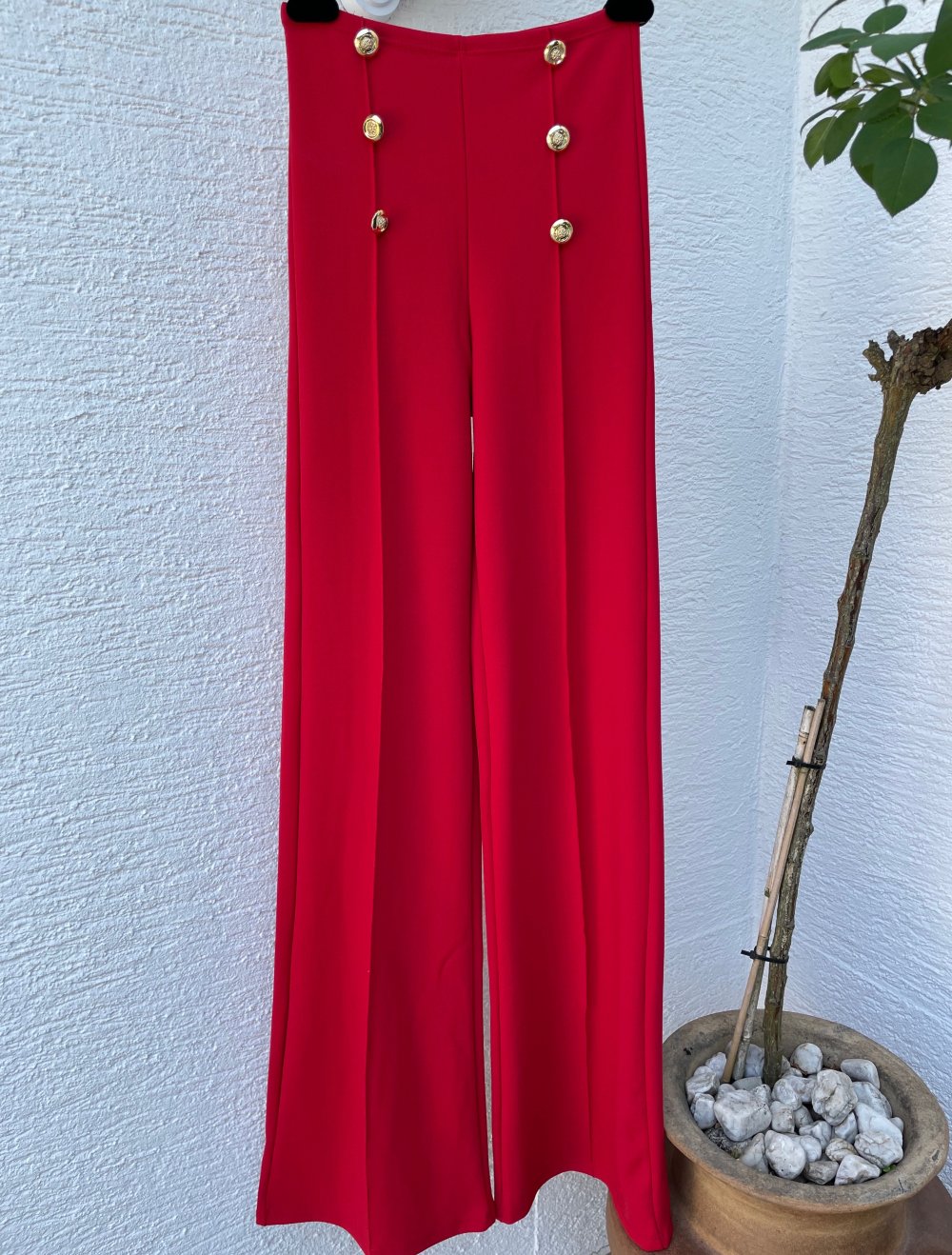 Hose mit hoher Taille