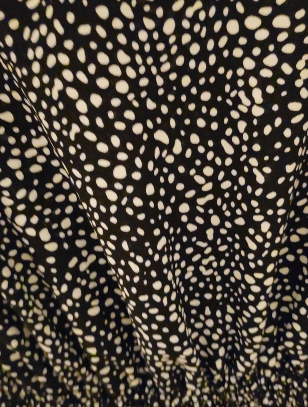 Kleid mit Punkten