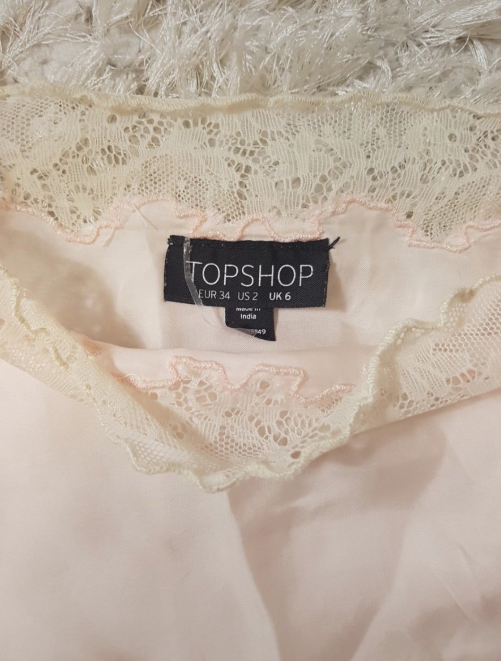 Top Spitze Satin