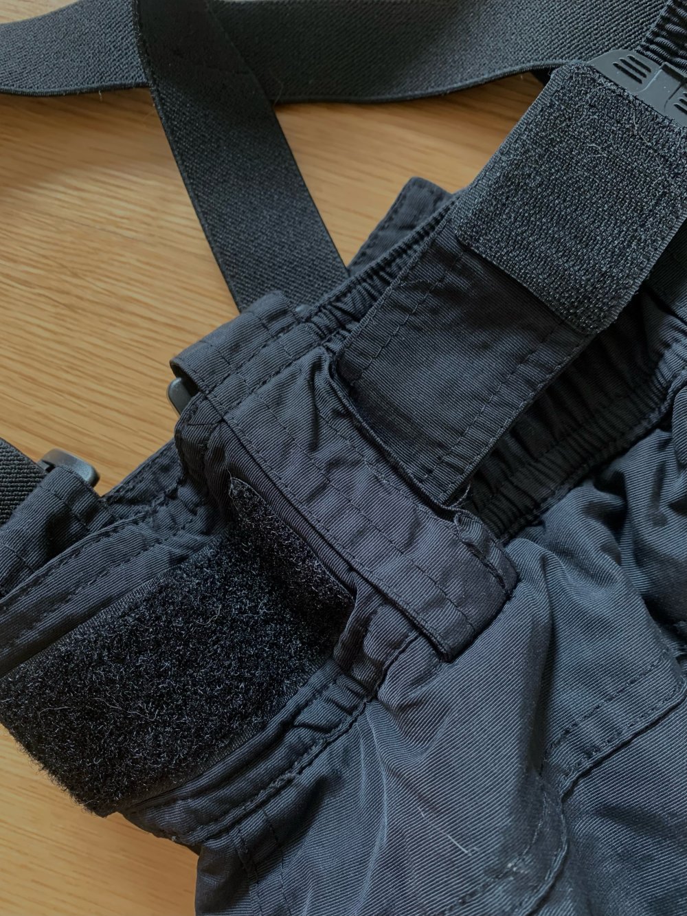 schwarze Skihose