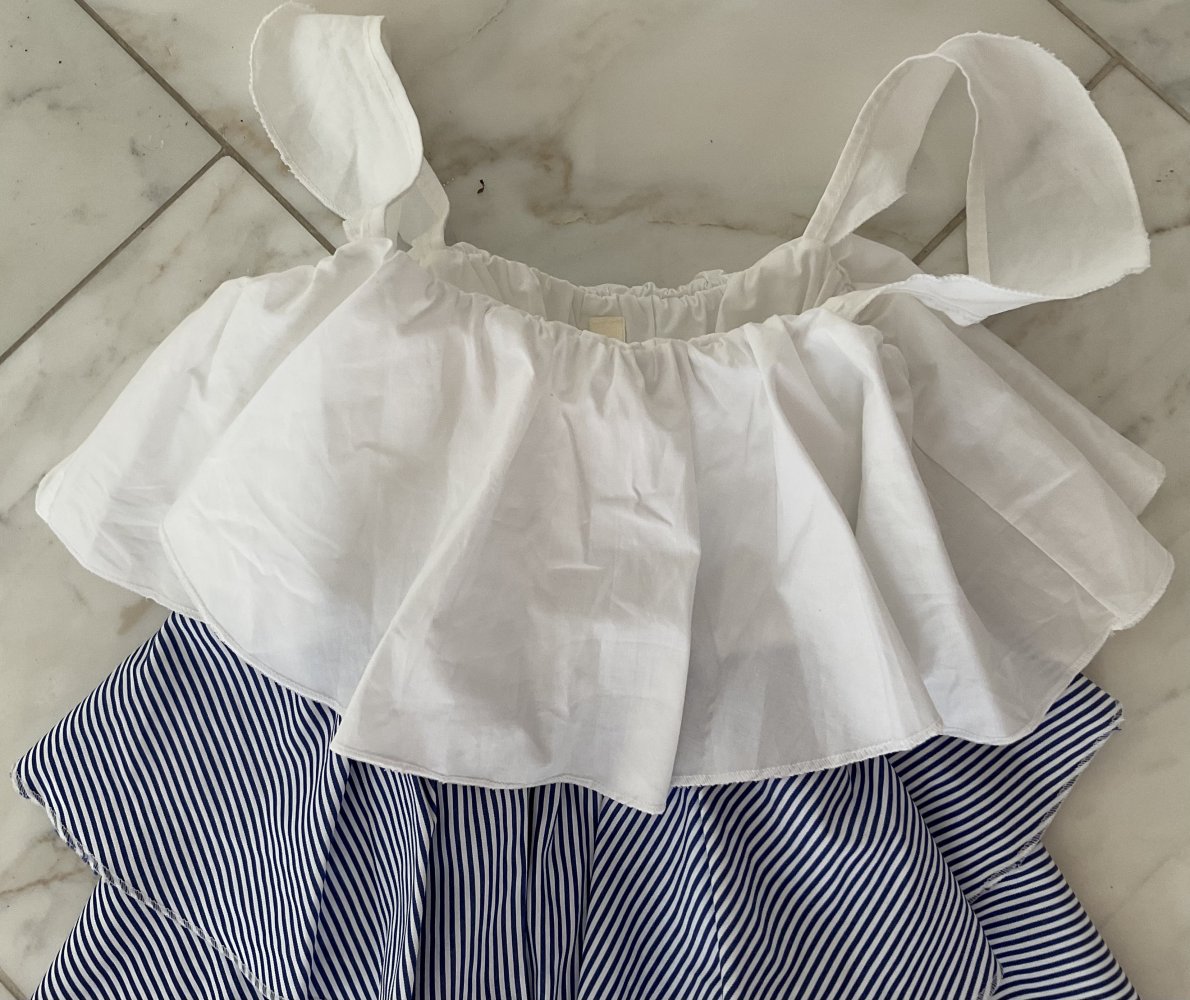 Wunderschöne neue Tunika, Bluse, Oberteil, blau, weiß, Streifen, Volants