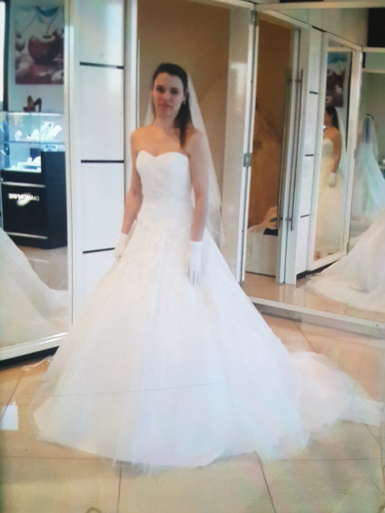 Brautkleid