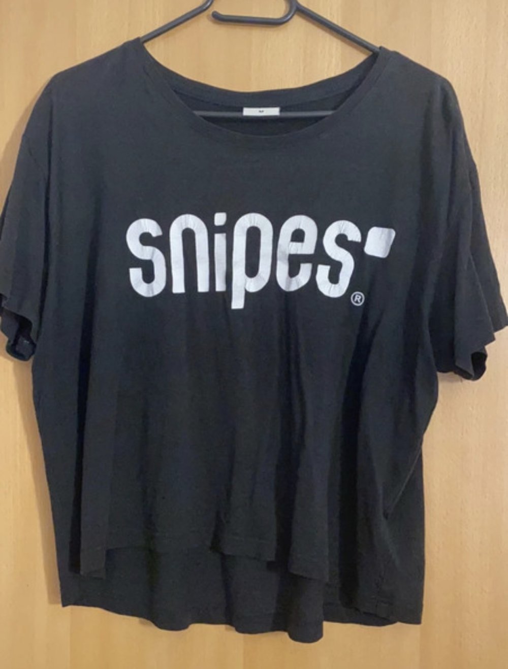schwarzes T-Shirt
