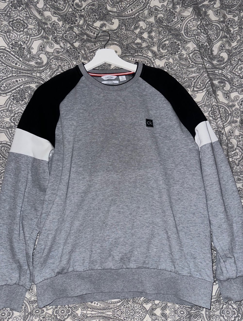 Calvin Klein pullover