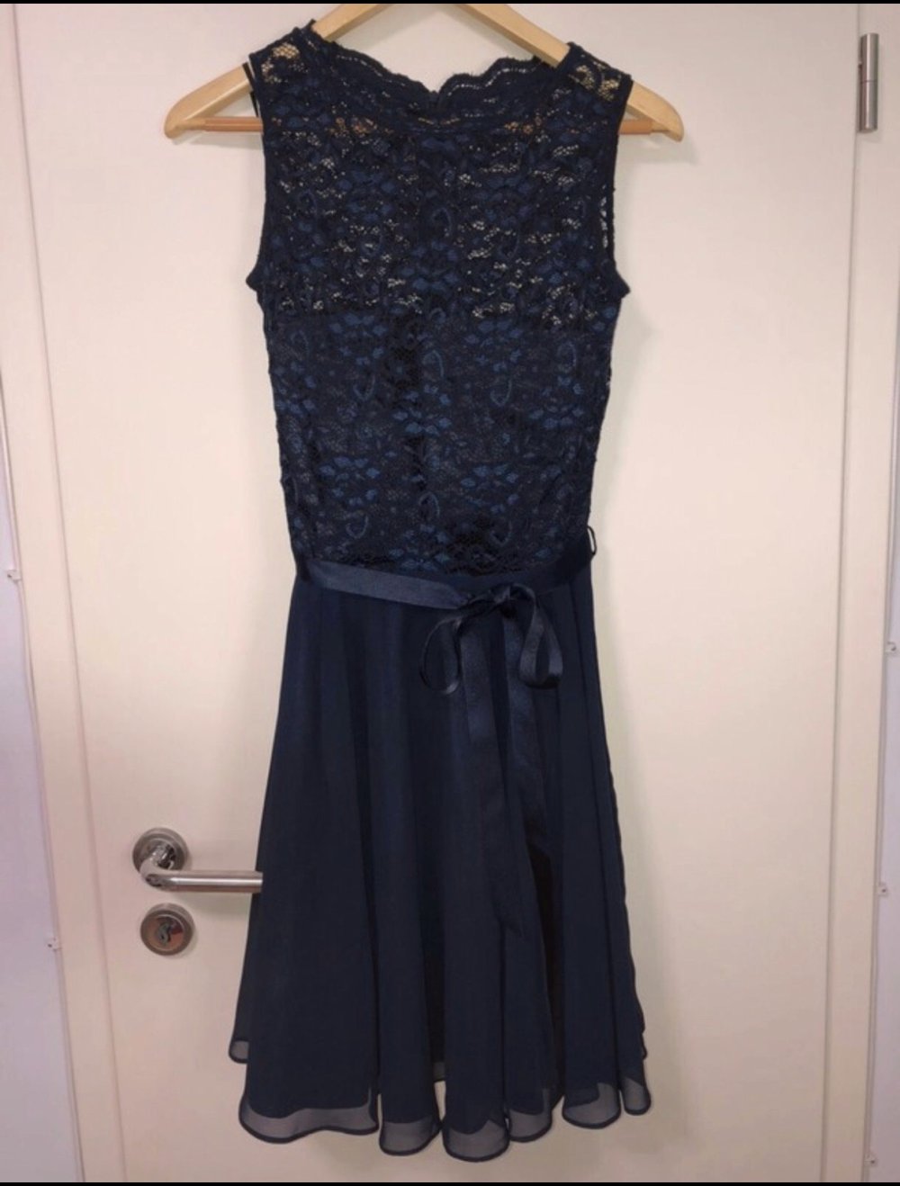 hübsches kleid