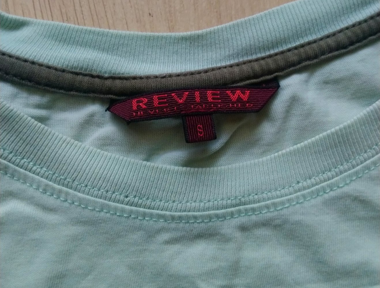 T-Shirt von Review