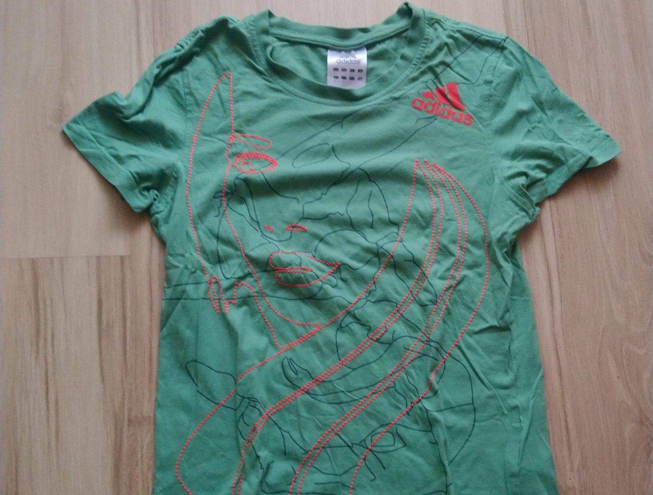 Adidas T-Shirt
