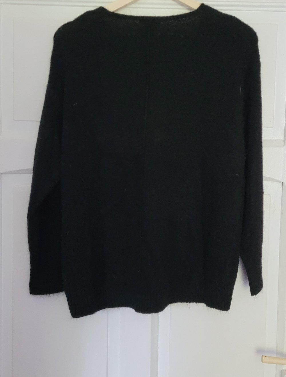 Schwarzer Pullover von H&M