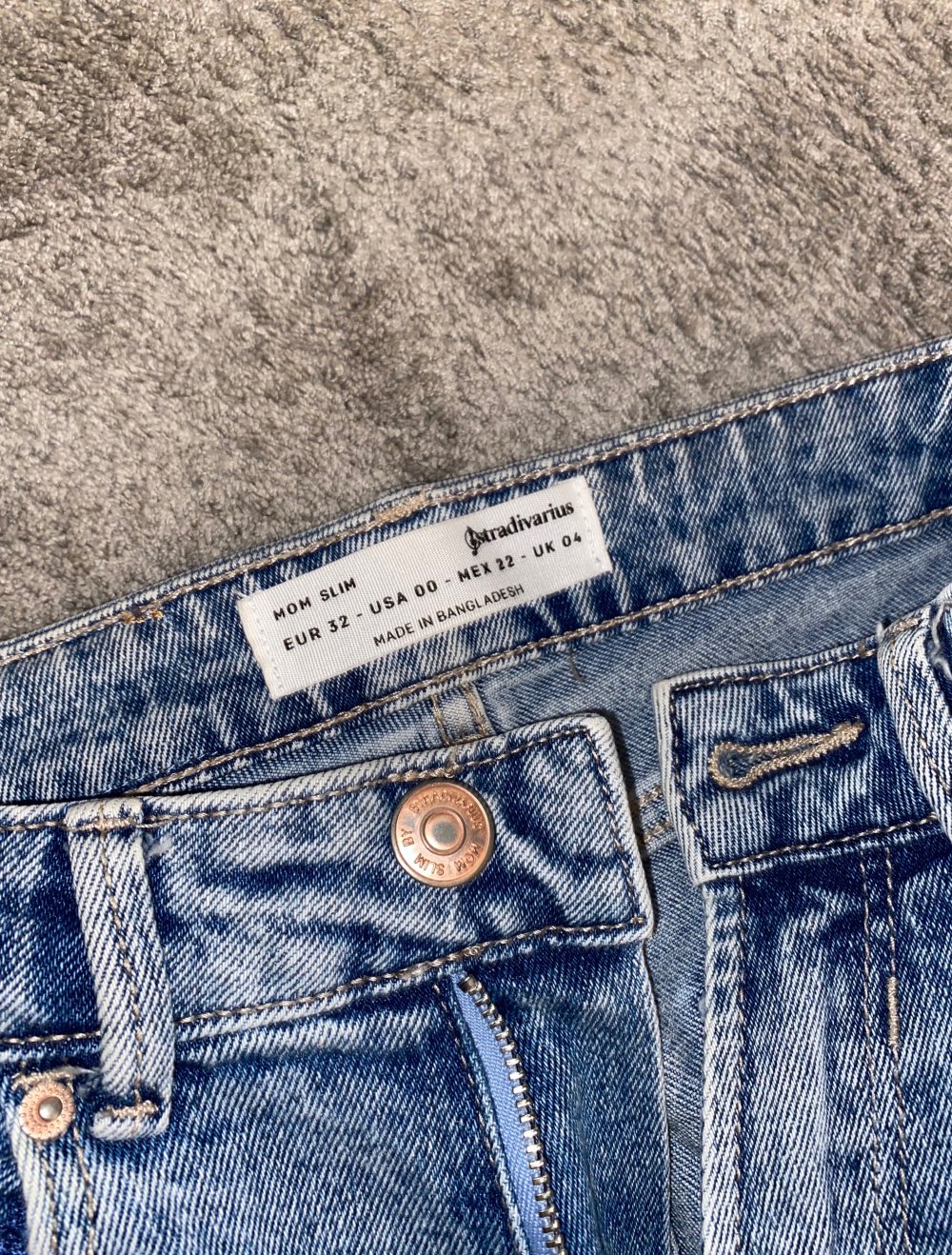 Blaue Stradivarius Jeans