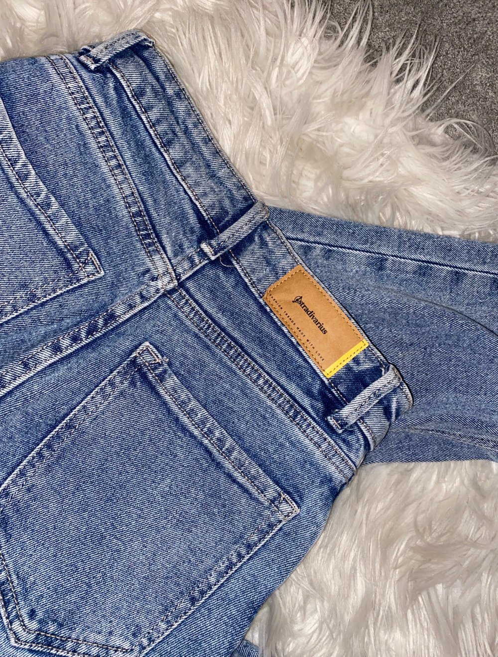 Blaue Stradivarius Jeans