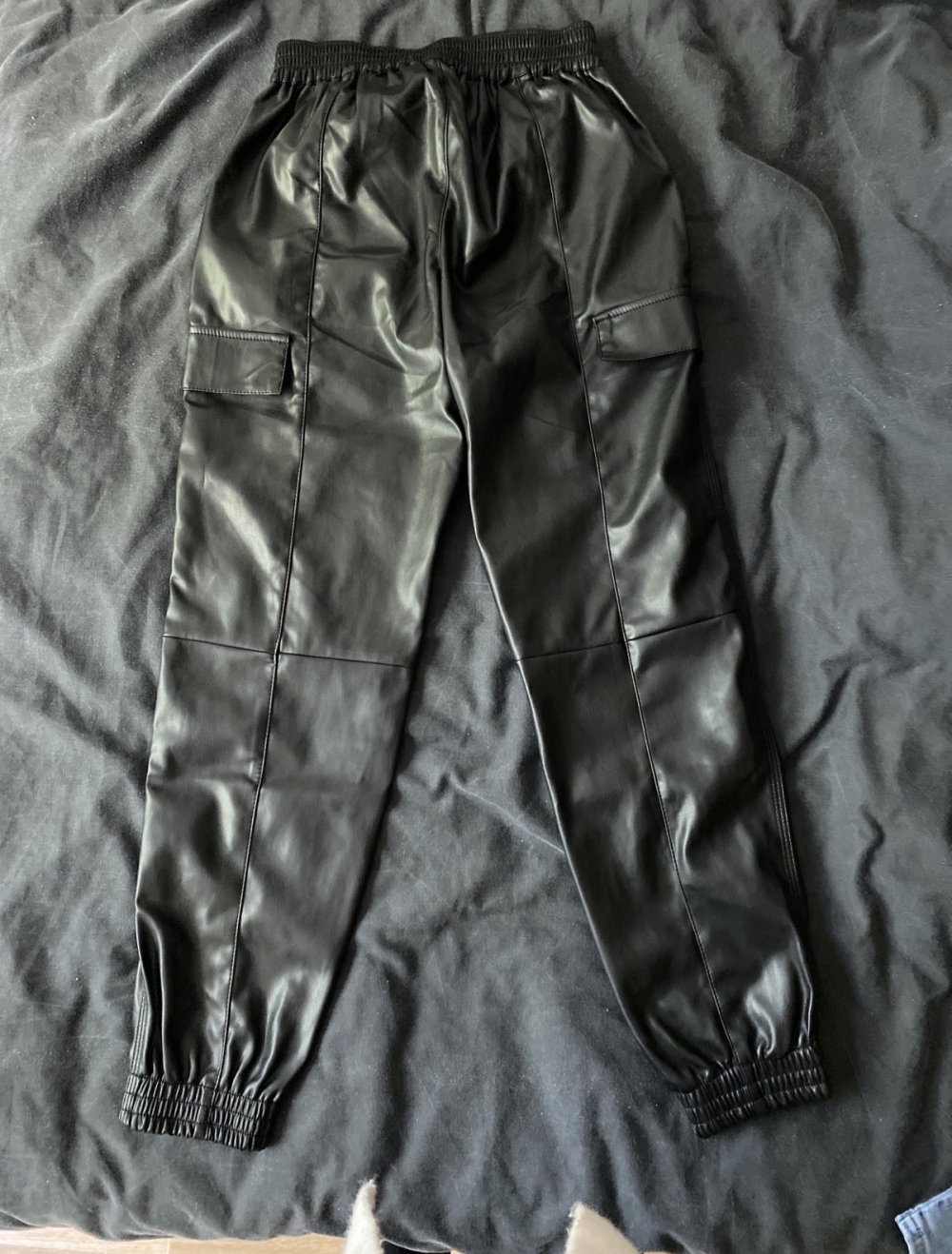 Hose Leder