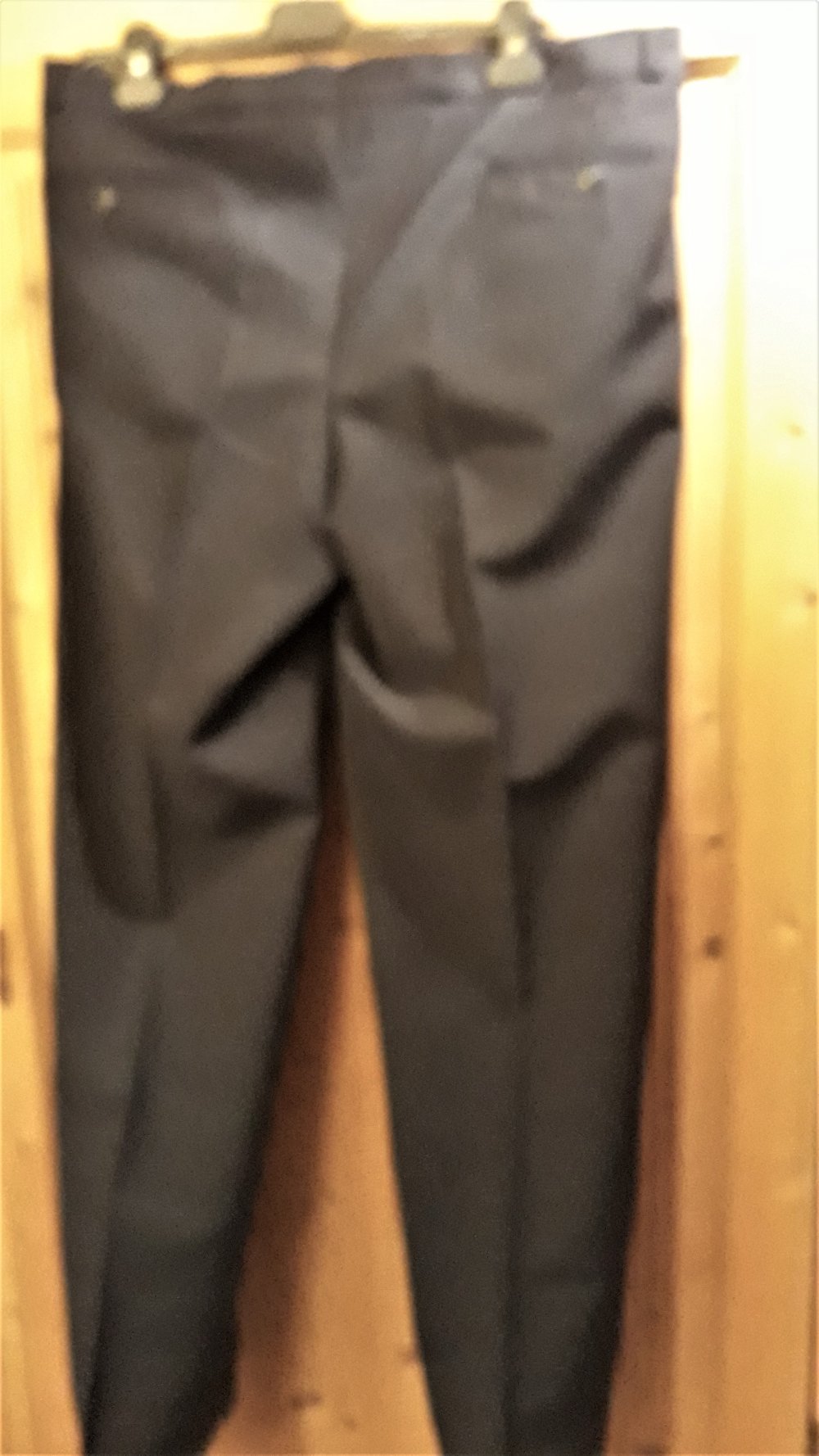 Tolle Herrenhose von Intermodell, Gr.26, schwarz, jetzt nur 4,50€