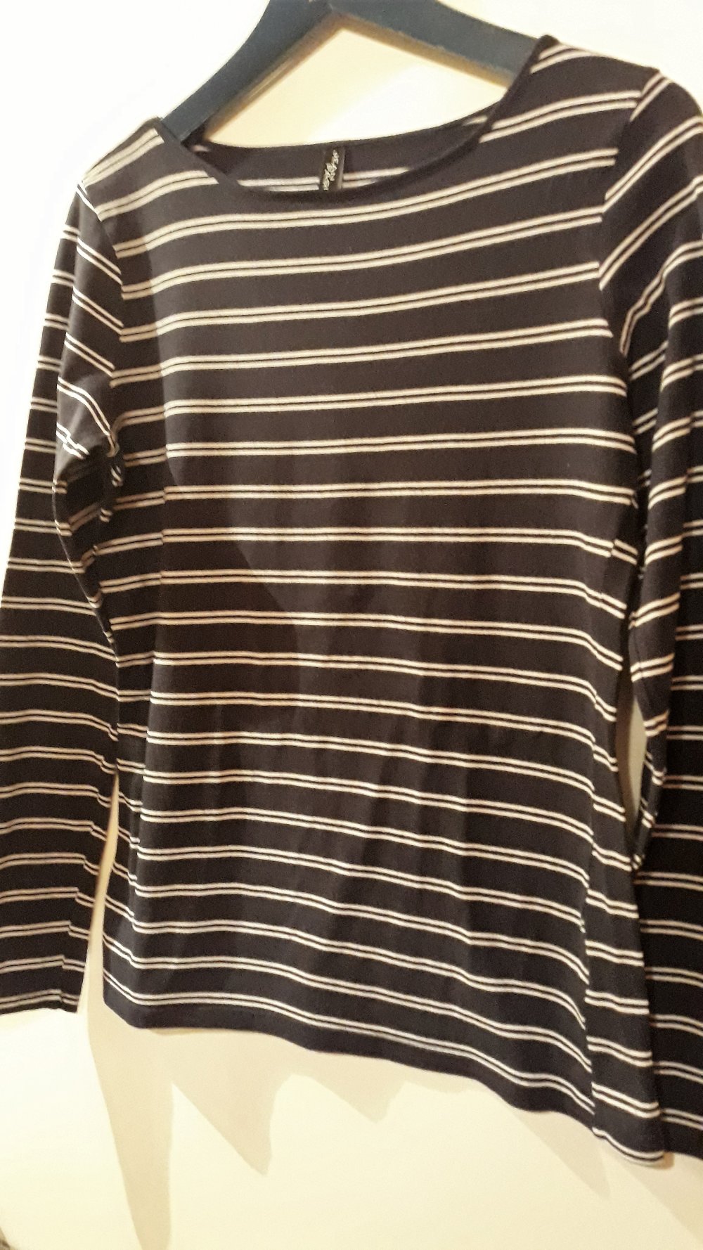 Schönes Damenshirt von Jean Pascale, Gr.S, für nur 3,-€