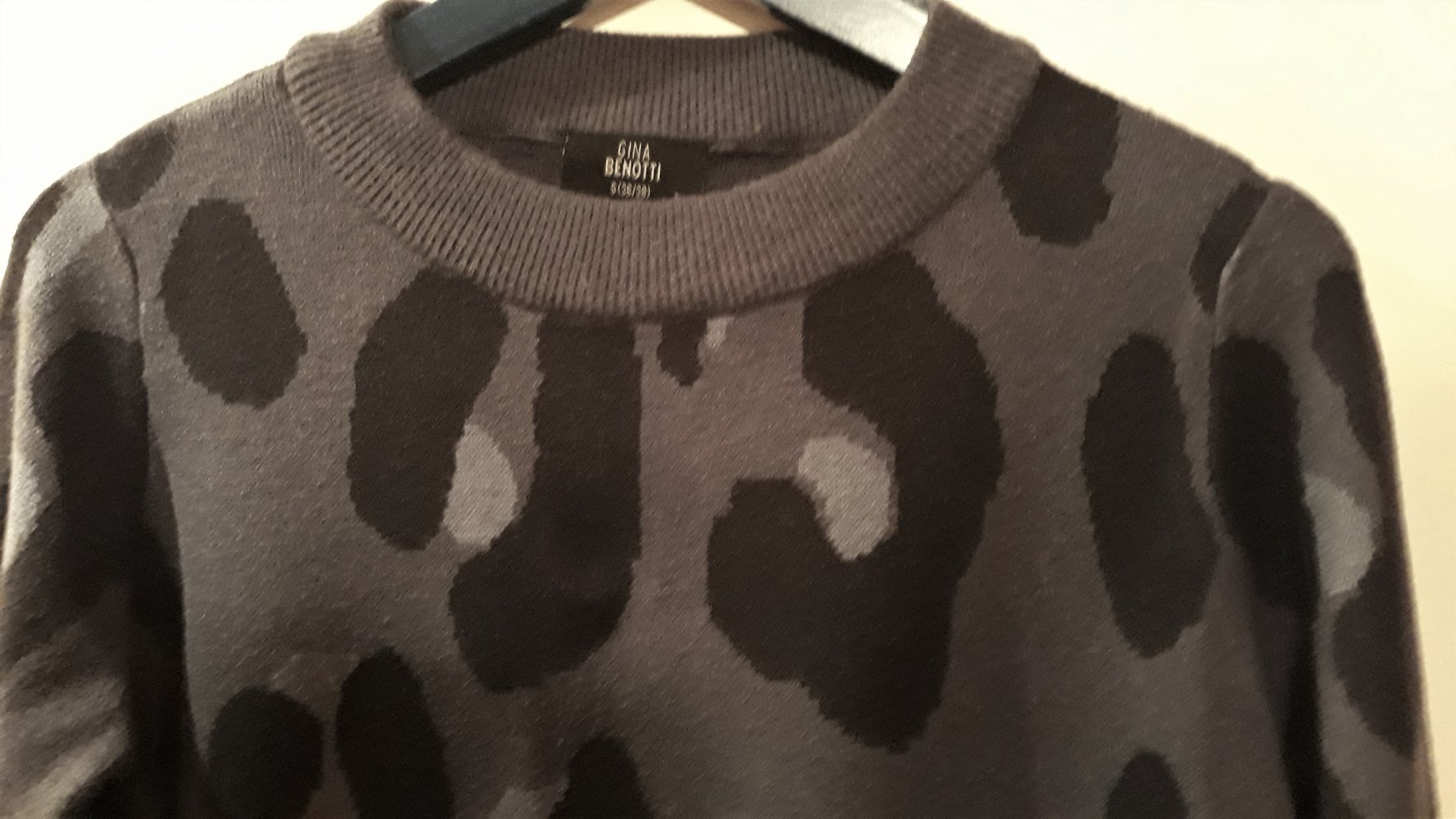 Toller, weicher Damenpullover von Gina Benotti, Gr.S, Grau/schwarz, Neu, nur 6,-€