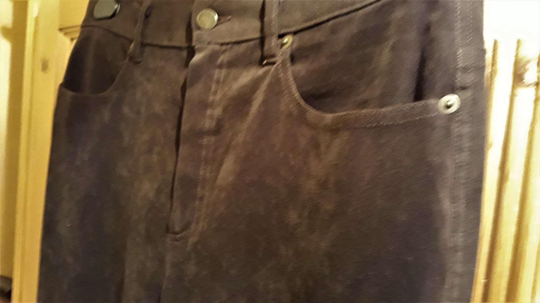 Rausverkauf !! Tolle Damenhose, braun, Velourlederoptik, Gr.40, nur 3,-€
