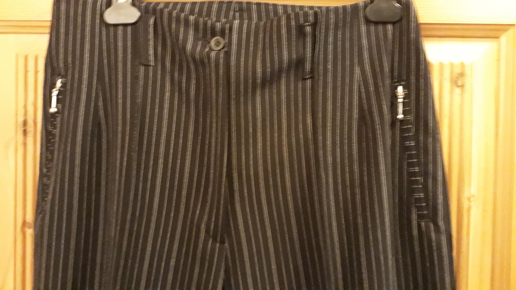 Rausverkauf!! Toller Damenhosenanzug, 2-teilig, Schwarz/weiss, Gr. 42, nur noch 5,-€