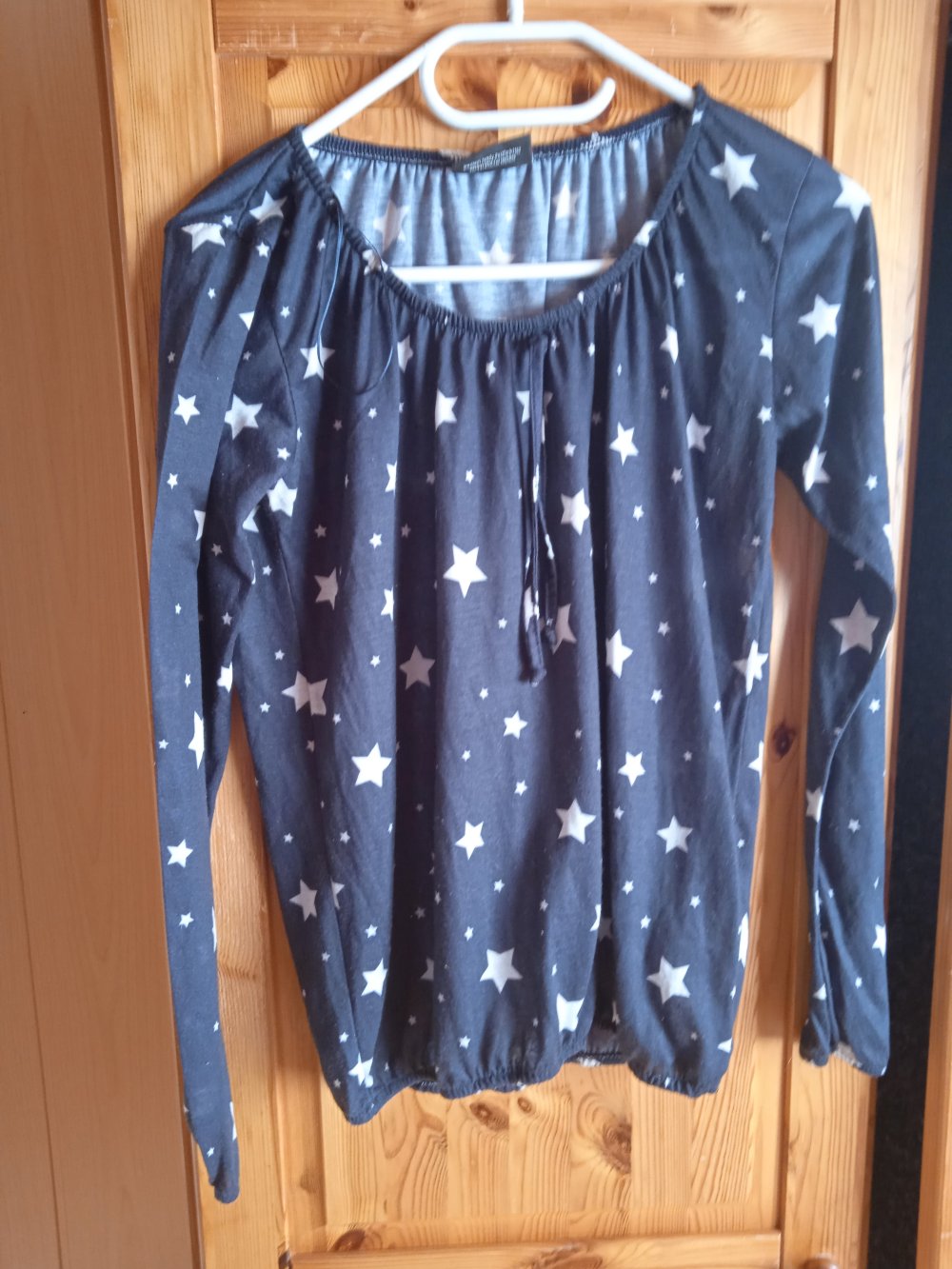 Sweatshirt Größe S neuwertig 